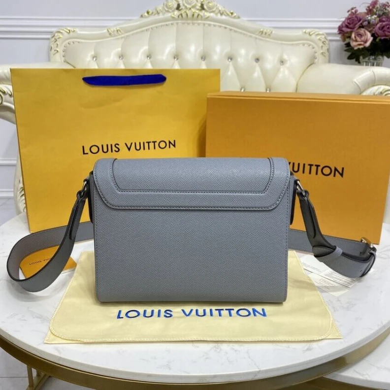 Louis vuitton locations Cowhide l Louis Vuitton Taiga Leather Flap Messenger Gray