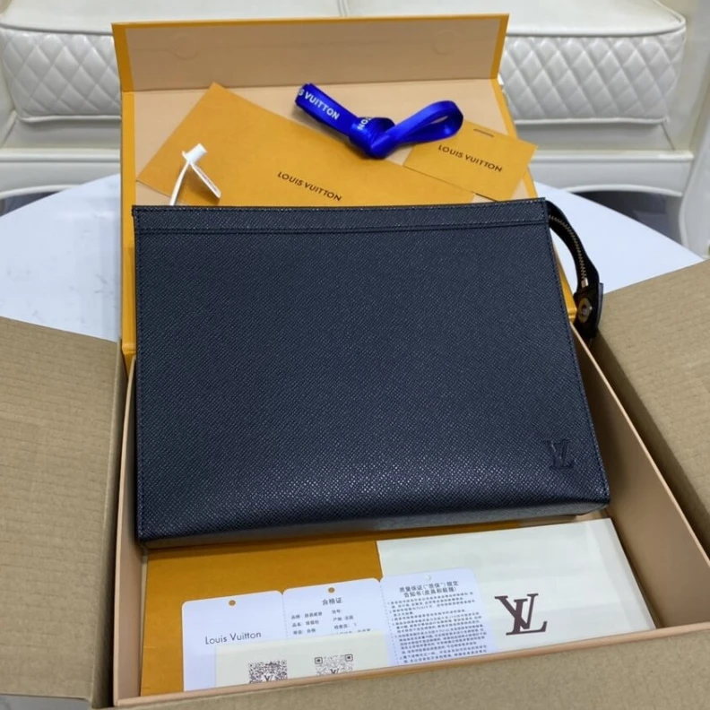 Replica bag Textile l Louis Vuitton Taiga leather Pochette Voyage MM Black