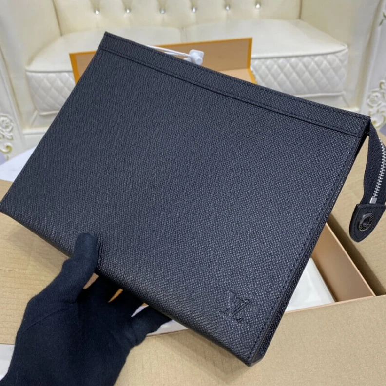 Replica bag Textile l Louis Vuitton Taiga leather Pochette Voyage MM Black