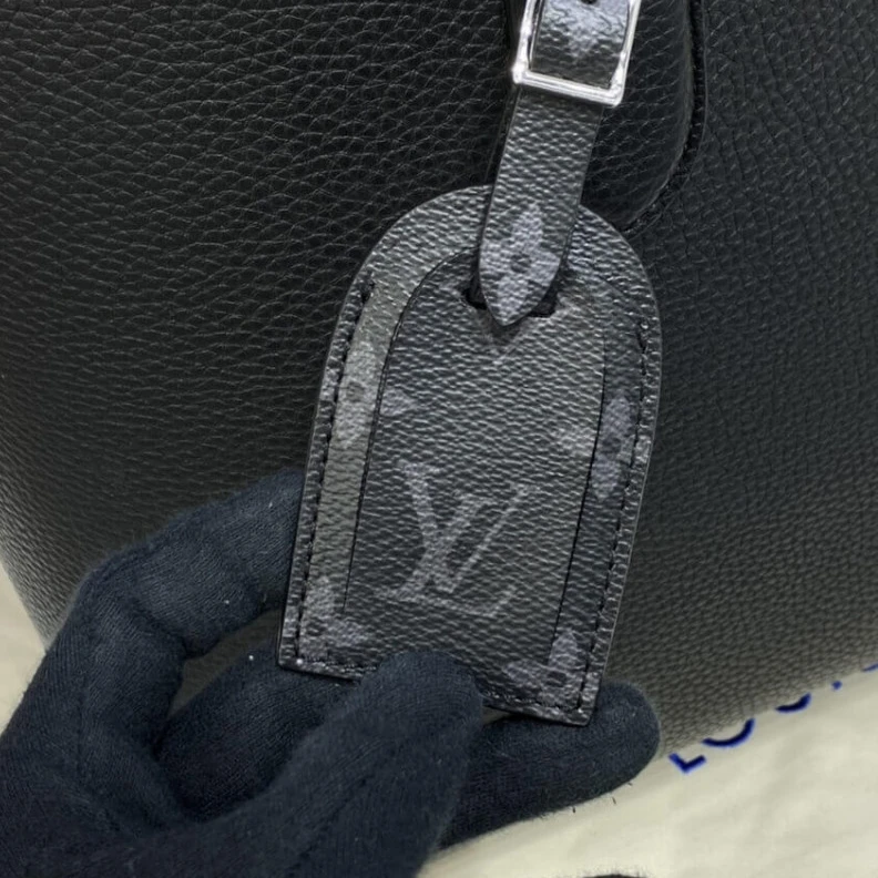 Mythick ru Taurillon Louis Vuitton Taurillon Leather Cabas Voyage