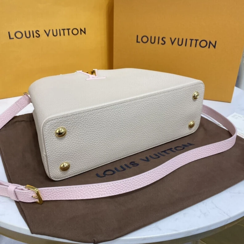 Mythick.ru Taurillon Louis Vuitton Taurillon Leather Capucines MM Galet