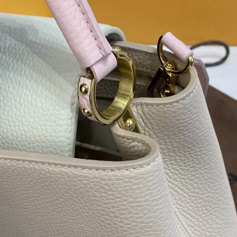 Mythick.ru Taurillon Louis Vuitton Taurillon Leather Capucines MM Galet