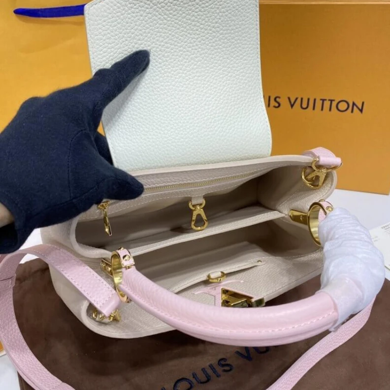 Mythick.ru Taurillon Louis Vuitton Taurillon Leather Capucines MM Galet