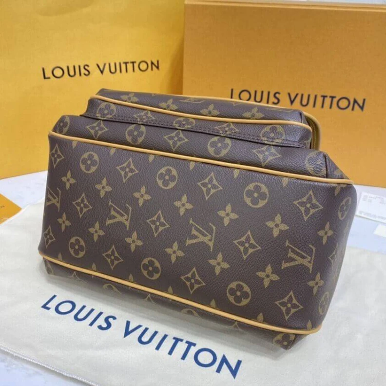 Mythick LV Tikal GM Shoulder Bag