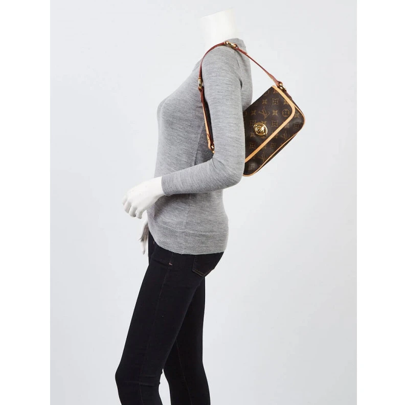 Mythick Leather t LV Tikal PM Shoulder Bag