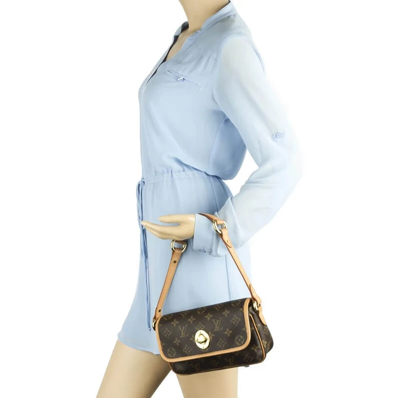 Mythick Leather t LV Tikal PM Shoulder Bag