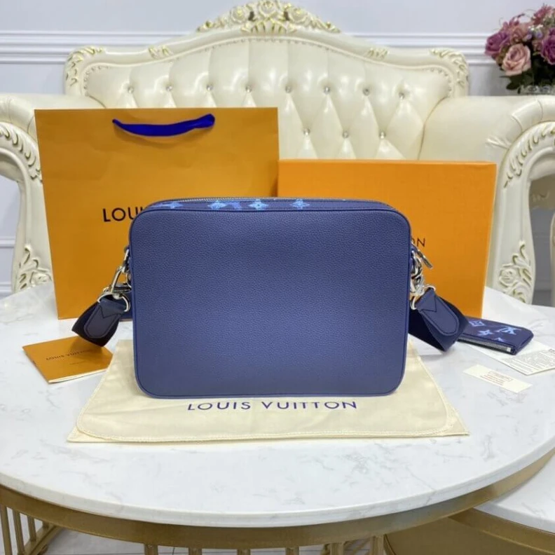 Mythick ru Textile l Louis Vuitton Trio Messenger Blue