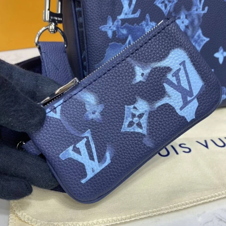 Mythick ru Textile l Louis Vuitton Trio Messenger Blue
