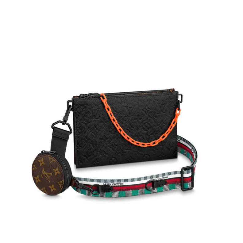The modula Louis Vuitton Trio Pouch Black
