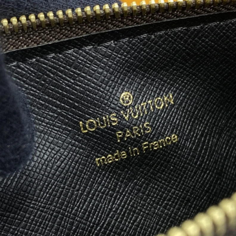 Lv belts replica Cowhidele Louis Vuitton Trio Pouch