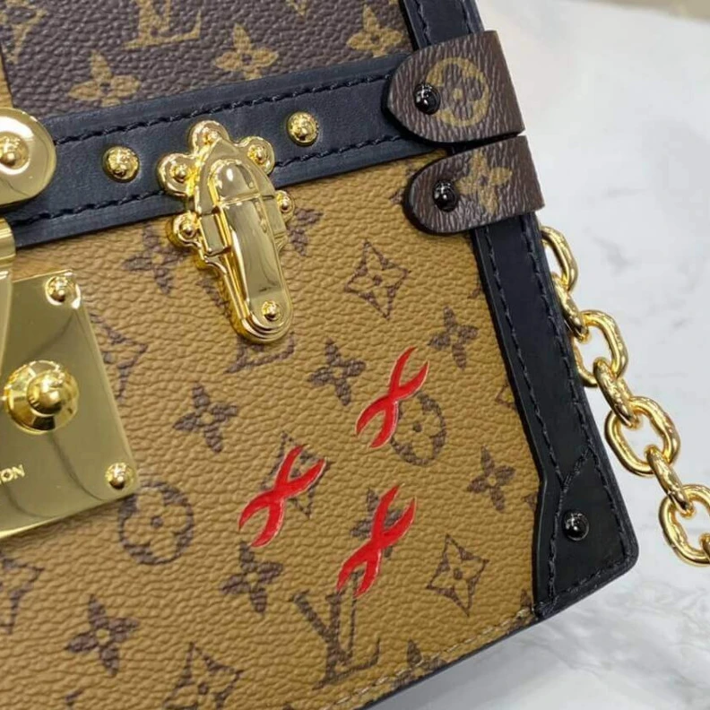 Lv belts replica The softsi Louis Vuitton Trunk Clutch