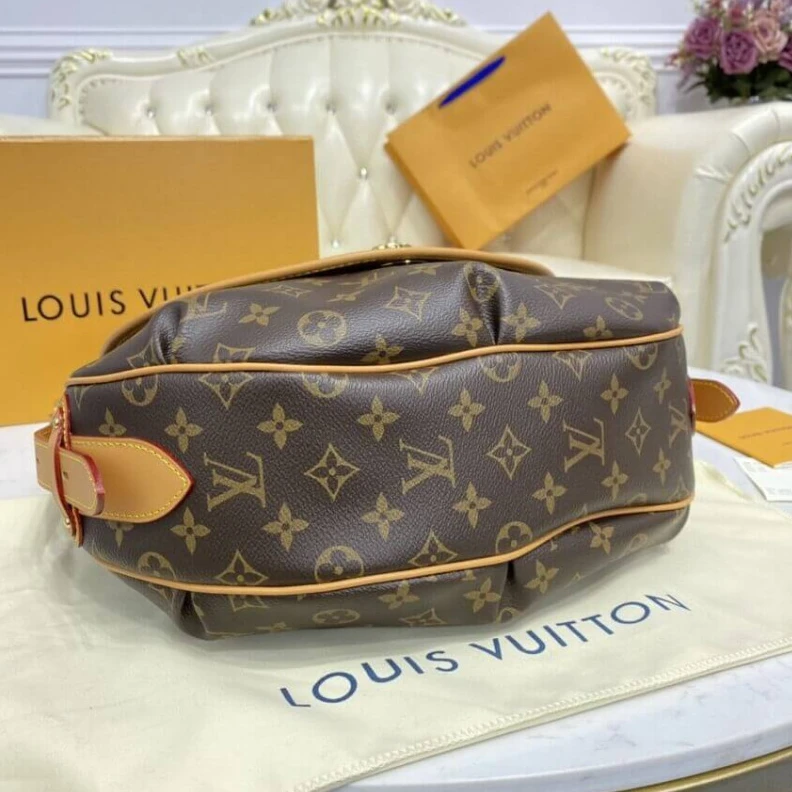Mythick.ru LV Tulum GM Shoulder Bag