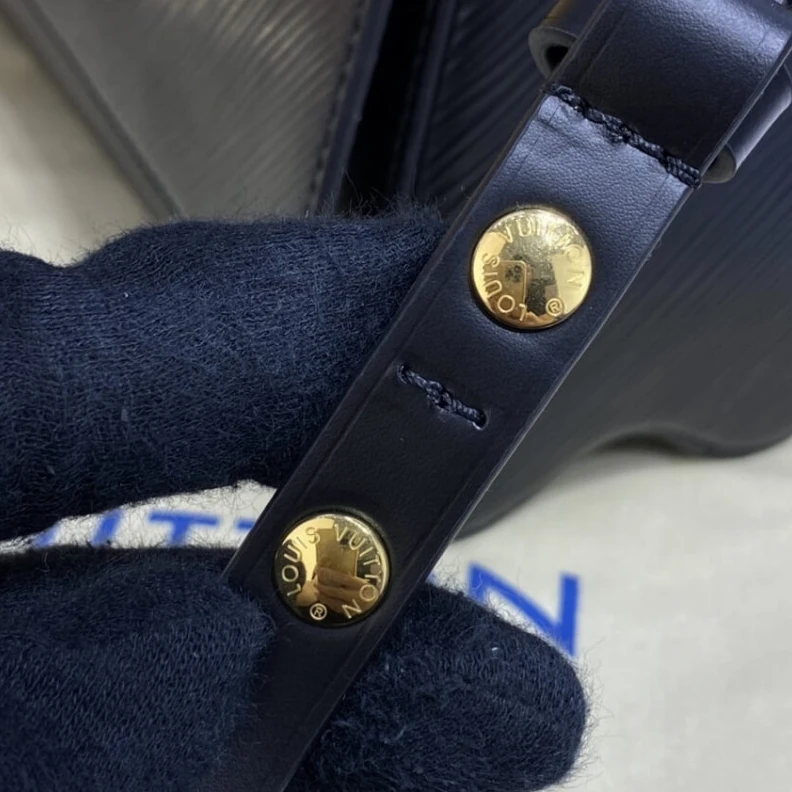 Lv belts replica Microfibe Louis Vuitton Twist MM Black