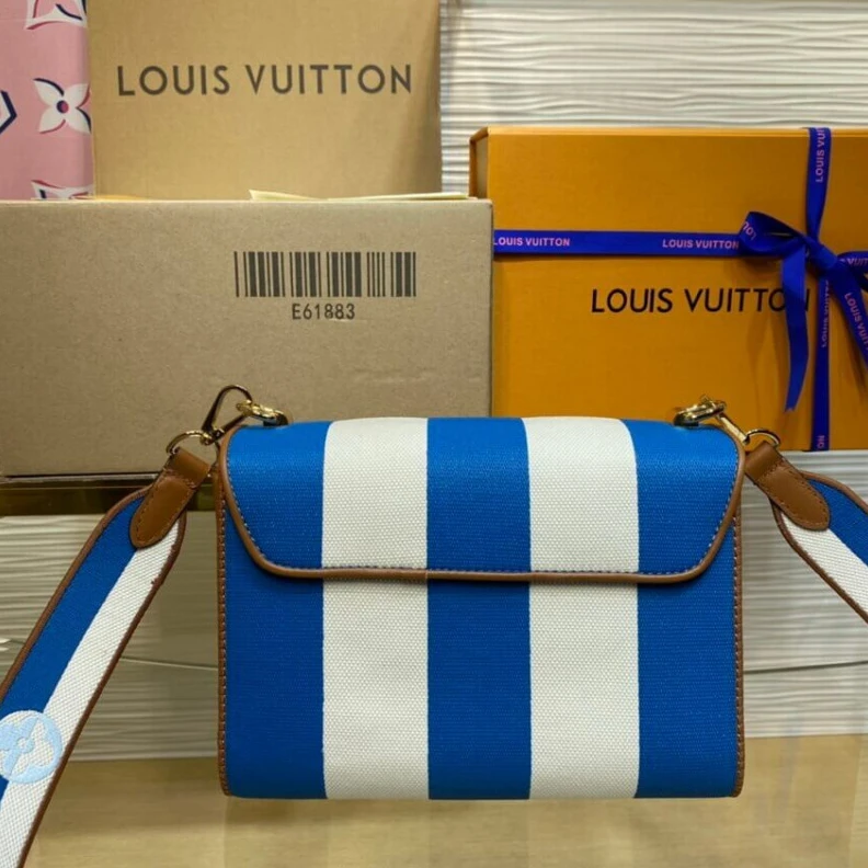 Mythick.ru 23 x 17 x Louis Vuitton Twist MM Blue