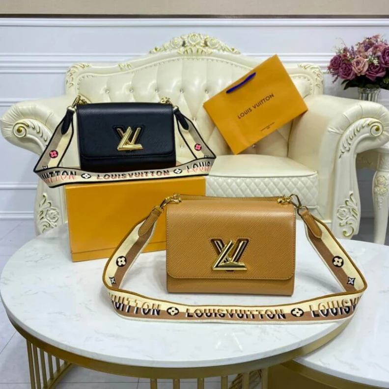 Mythick 23 x 18 x Louis Vuitton Twist MM