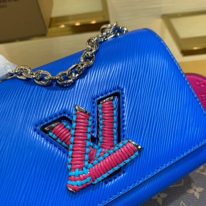 Lv belts replica The Twist Louis Vuitton Twist PM Blue