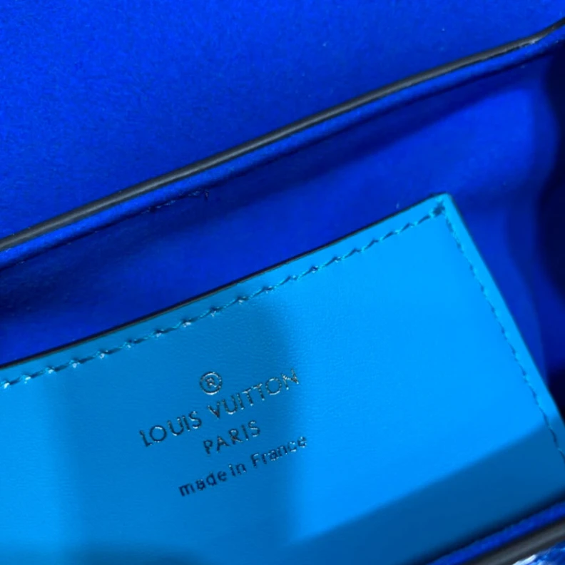 Lv belts replica The Twist Louis Vuitton Twist PM Blue