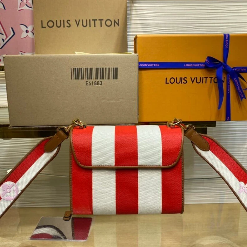 Replica bags Strap:Rem Louis Vuitton Twist PM Red