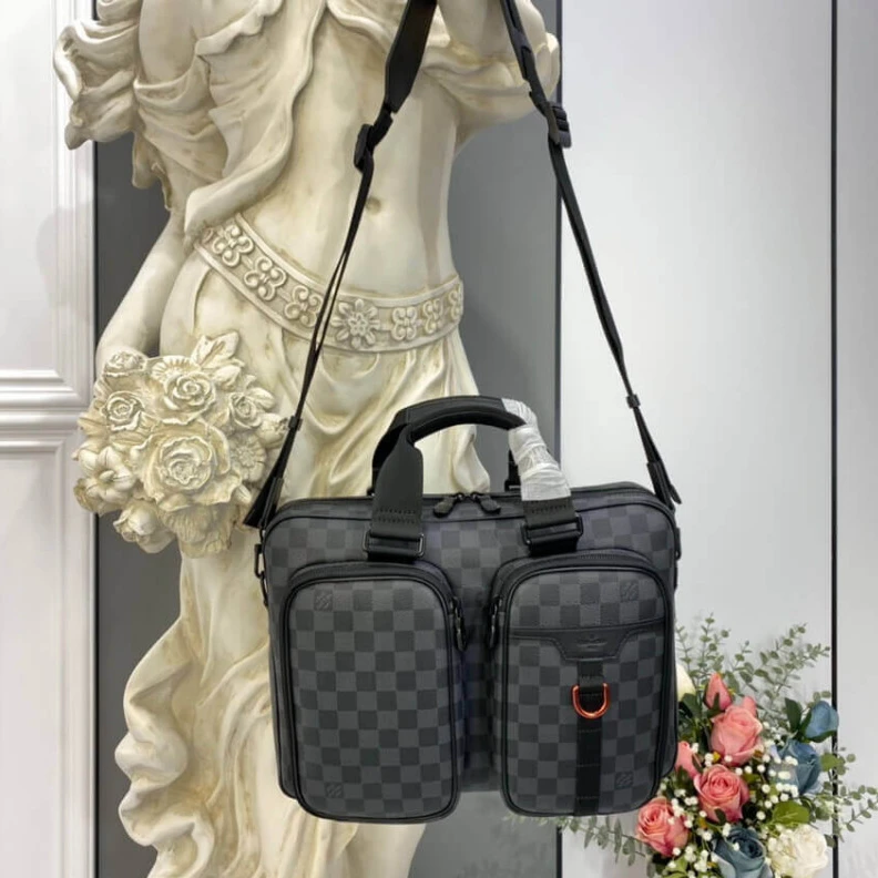 Replica bag Louis Vuitton Utility Business Bag