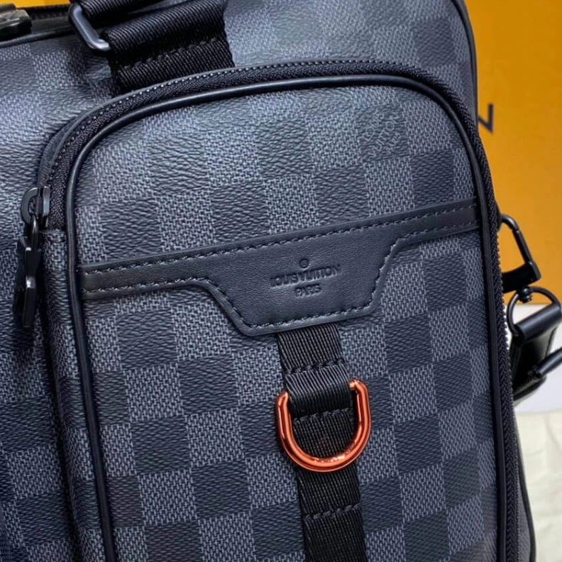Replica bag Louis Vuitton Utility Business Bag