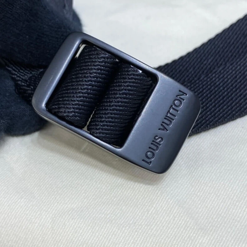 Replica bag Louis Vuitton Utility Business Bag