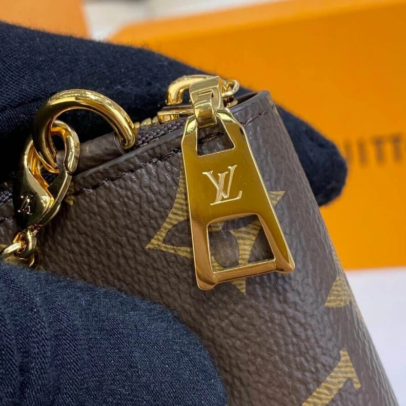 Lv belts replica Front fla Louis Vuitton Vertical Zippy Wallet Metis