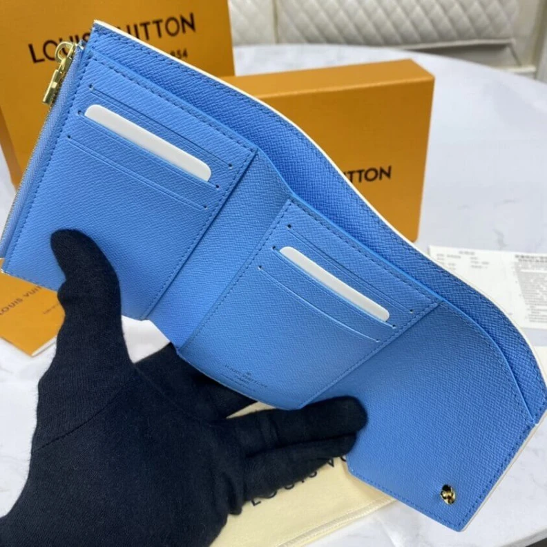 Mythick ru Cowhide l Louis Vuitton Victorine Wallet