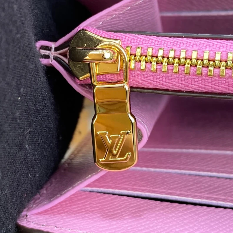 Replica bags Zipped co Louis Vuitton Vivienne Holidays Damier Ebene Sarah Wallet Pink