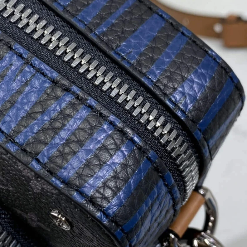 Mythick ru Strap: No Louis Vuitton Volga On Strap