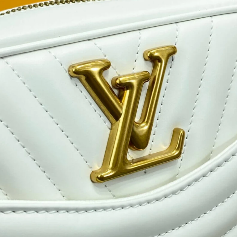 Replica bags lv Smooth ca Louis Vuitton White New Wave Camera Bag