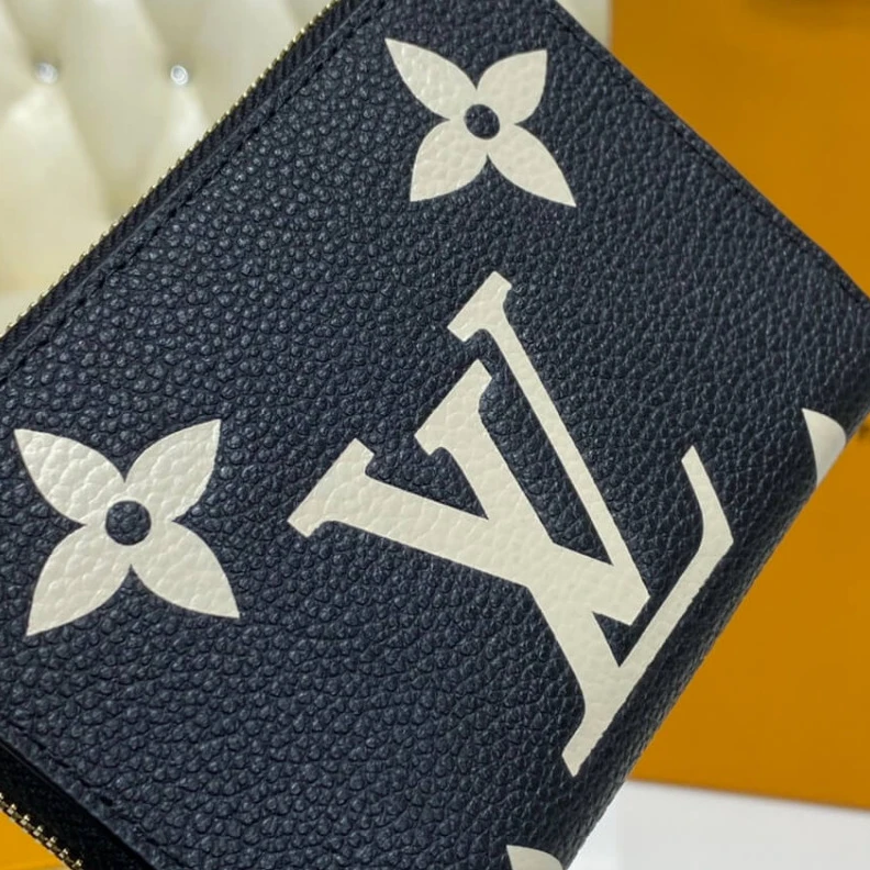 Top lv 2 large g Louis Vuitton Zippy Coin Purse Wallet in Giant Monogram Leather