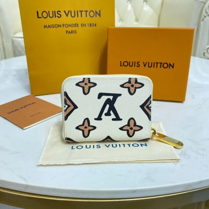Mythick ru 4 card sl Louis Vuitton Zippy Coin Purse