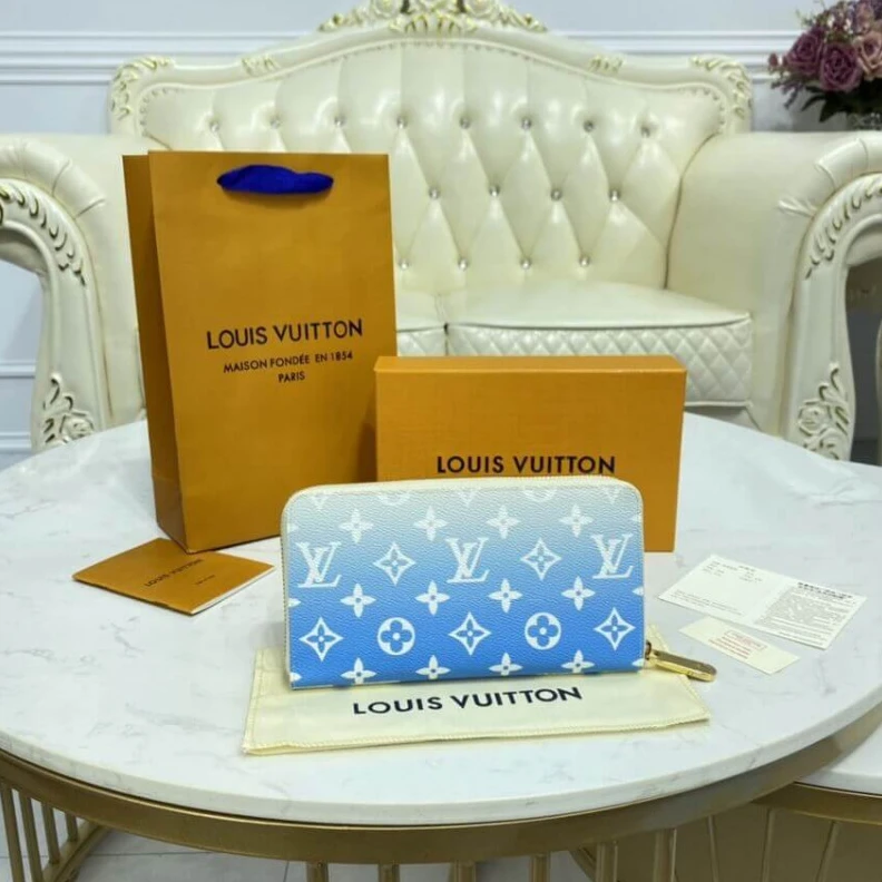 Replica bags 12 card s Louis Vuitton Zippy Wallet Blue