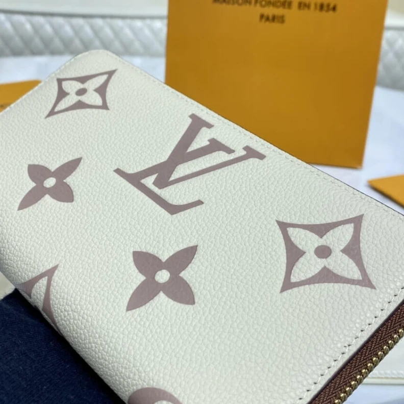 Lv belts replica The Zippy Louis Vuitton Zippy Wallet Cream