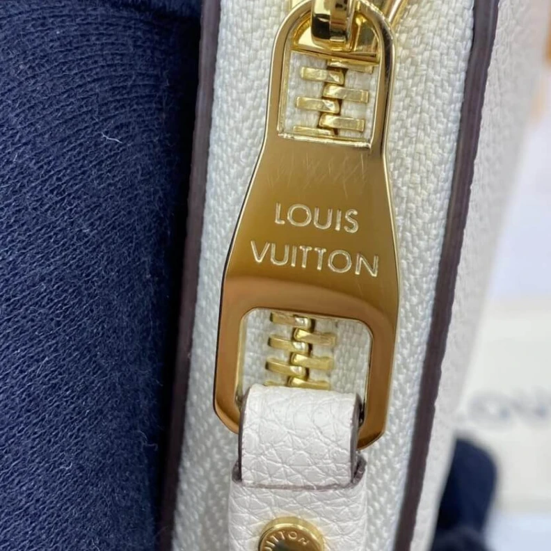 Top lv Monogram Louis Vuitton Zippy Wallet Cream Saffron