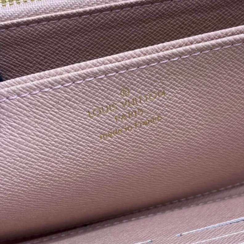 Mythick Open comp Louis Vuitton Zippy Wallet Mist Gray
