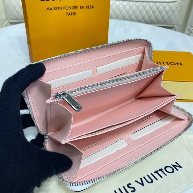 Replica bag Mahina pe Louis Vuitton Zippy Wallet in Pink Gradient Mahina Perforated Leather