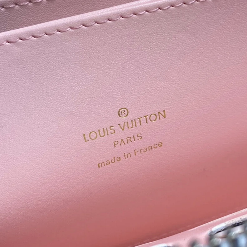 Replica bag Mahina pe Louis Vuitton Zippy Wallet in Pink Gradient Mahina Perforated Leather