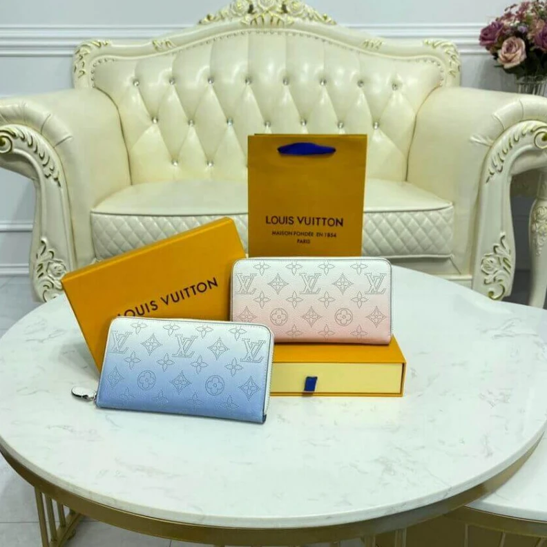 Replica bag Mahina pe Louis Vuitton Zippy Wallet in Pink Gradient Mahina Perforated Leather