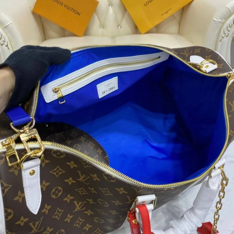 Mythick Flap syst Louis Vuitton x NBA Monogram Canvas Basketball Keepall 55 Bag