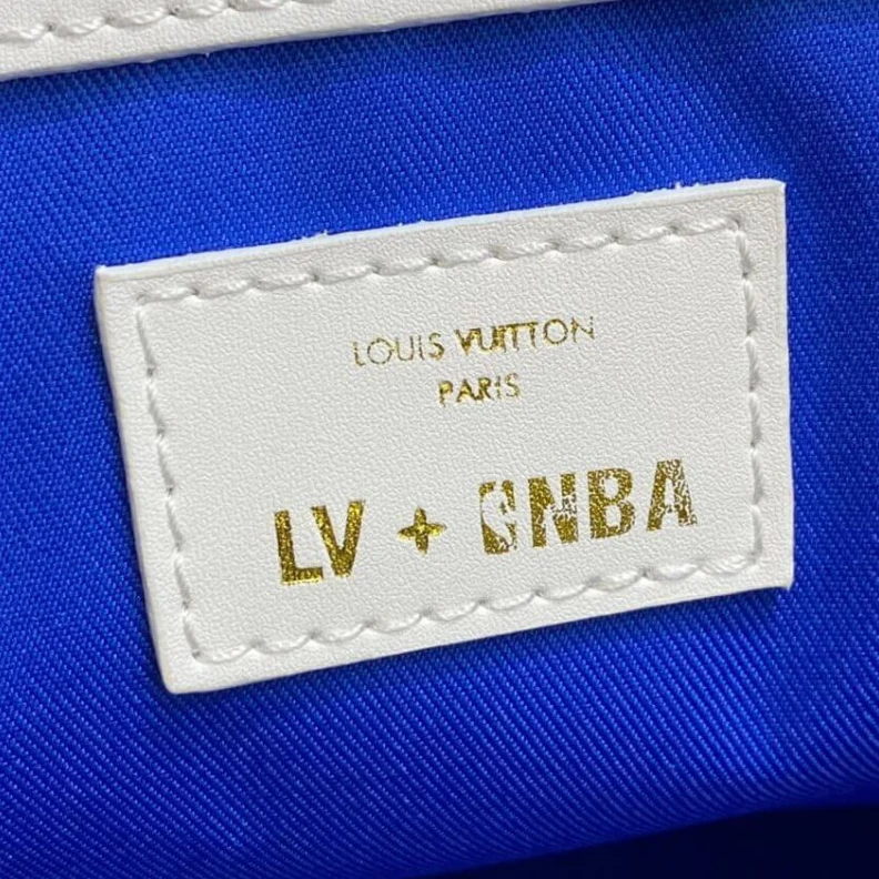 Mythick Flap syst Louis Vuitton x NBA Monogram Canvas Basketball Keepall 55 Bag