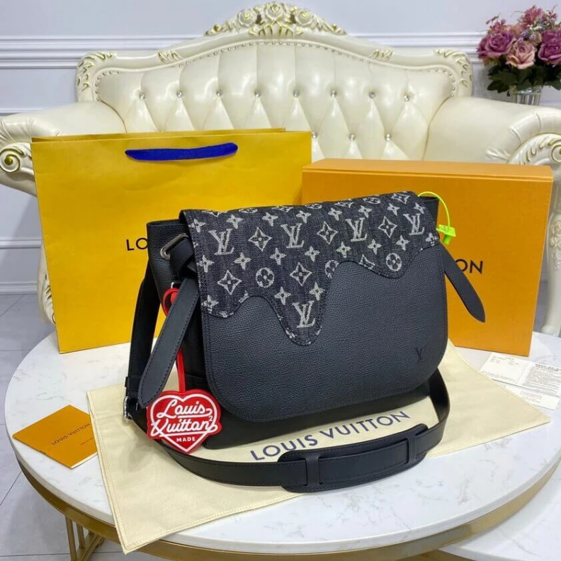 Mythick Signature Louis Vuitton x Nigo Besace Tokyo