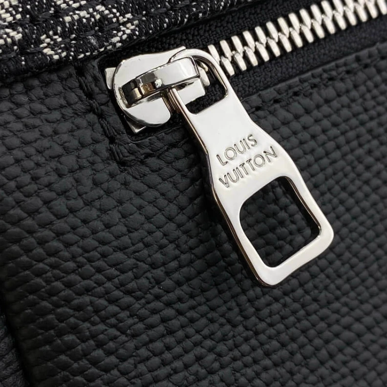 Mythick Signature Louis Vuitton x Nigo Besace Tokyo