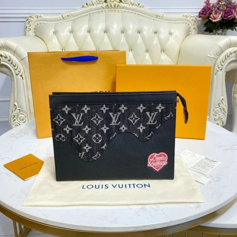 27 x 21 x Louis Vuitton x Nigo Pochette Voyage MM Black