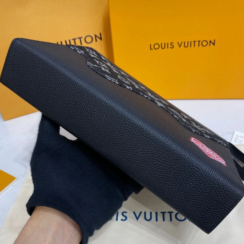 Replica bag 27 x 21 x Louis Vuitton x Nigo Pochette Voyage MM Black