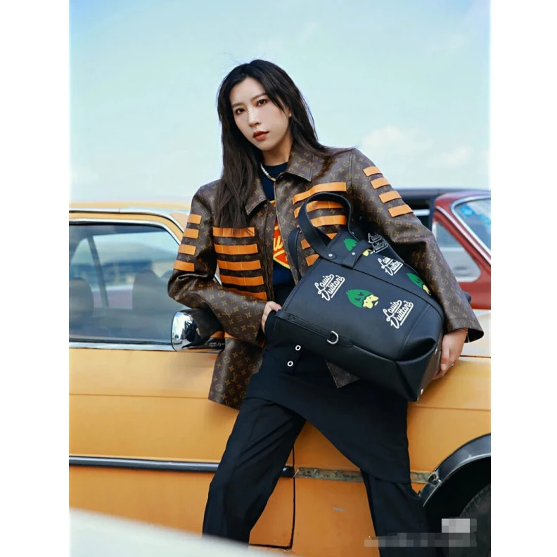 Replica bags lv Handle: D Louis Vuitton x Nigo Tote Journey Black