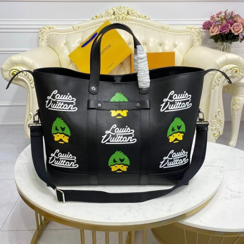 Replica bags lv Handle: D Louis Vuitton x Nigo Tote Journey Black