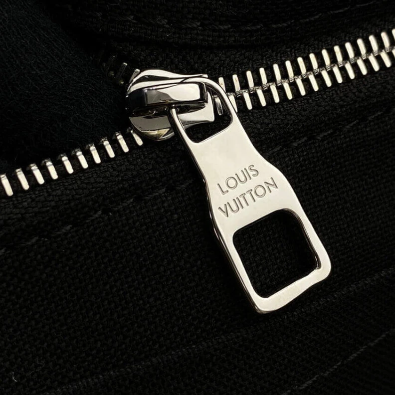 Replica bags lv Handle: D Louis Vuitton x Nigo Tote Journey Black