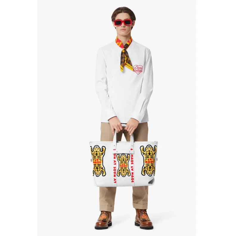 Louis vuitton locations Textile l Louis Vuitton x Nigo Tote Journey White