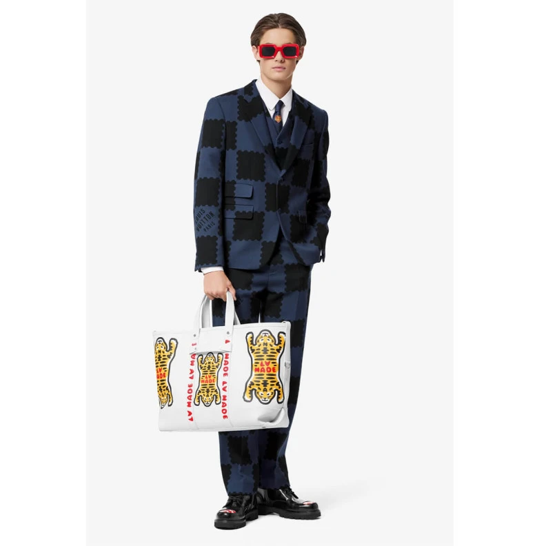Louis vuitton locations Textile l Louis Vuitton x Nigo Tote Journey White